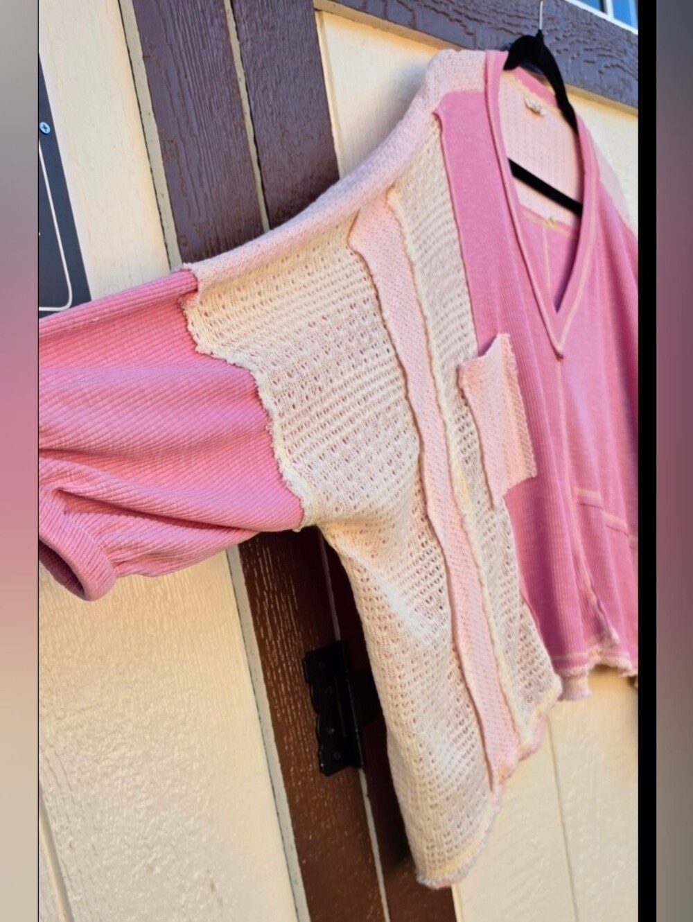 SOLD!! NEW!! POL Pink Mixed-Knit Women's Top with Patchwork & Crochet, Sz Large - Picture 3 of 6